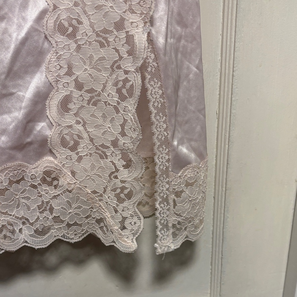 Vintage JC Penny Elegant Lace Trim Satin Slip Skirt 16 to 18 - Picture 3 of 6